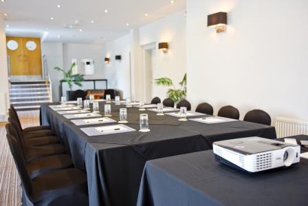 Key Factors You Need to Consider When Choosing Your Businesses Conference/Meeting Venue